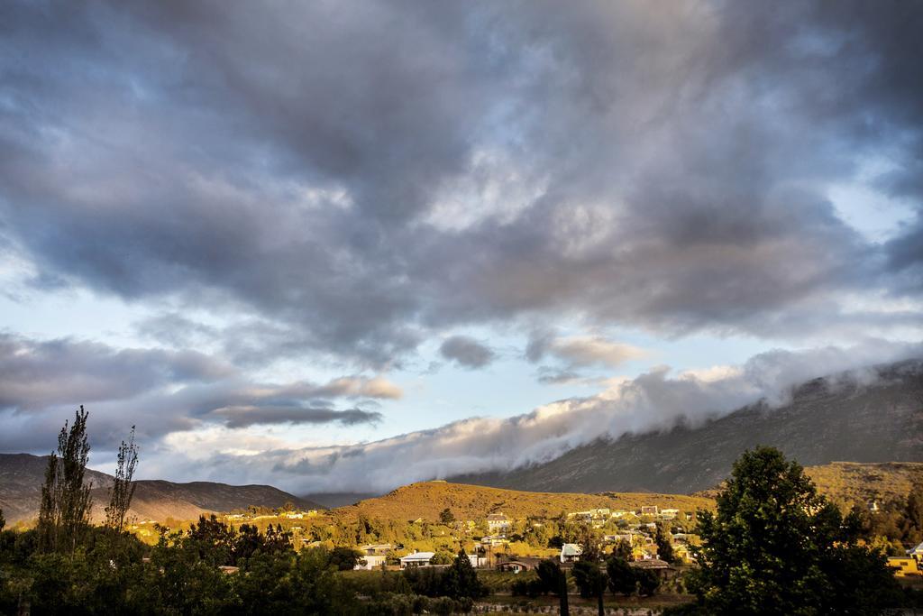 Karoo Art Hotel Barrydale Bagian luar foto